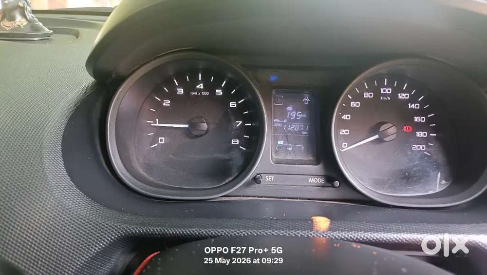 Tata Tiago Xe 2018