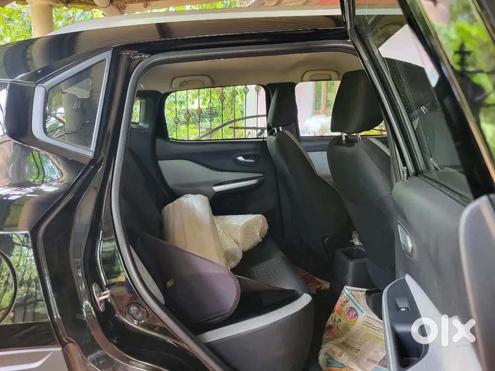 Nissan Magnite 2024 Petrol Amt 4000 Km Driven