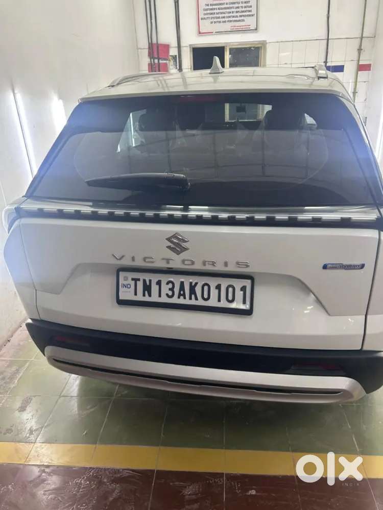 Maruti Suzuki Victoris  Top End