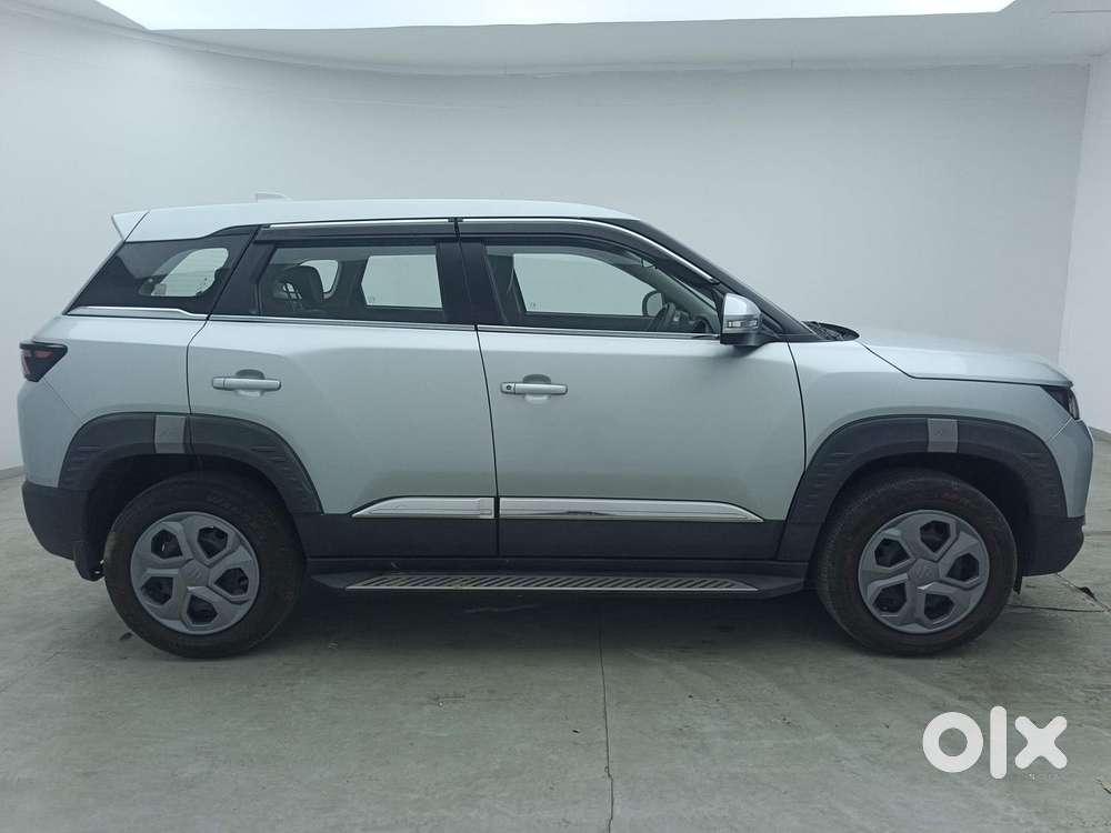 Maruti Suzuki Brezza Vxi At, 2024, Petrol