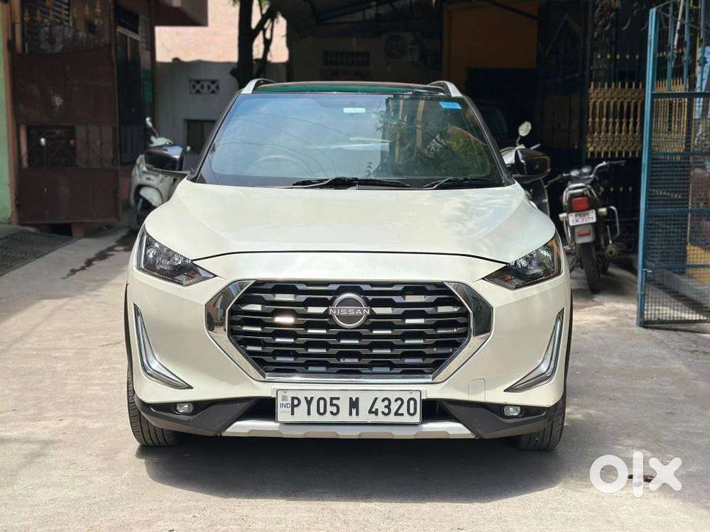 Nissan Magnite 1.0 Xv Dual Tone, 2022, Petrol