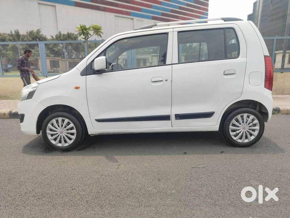 Maruti Suzuki Wagon R Vxi Optional, 2017, Petrol