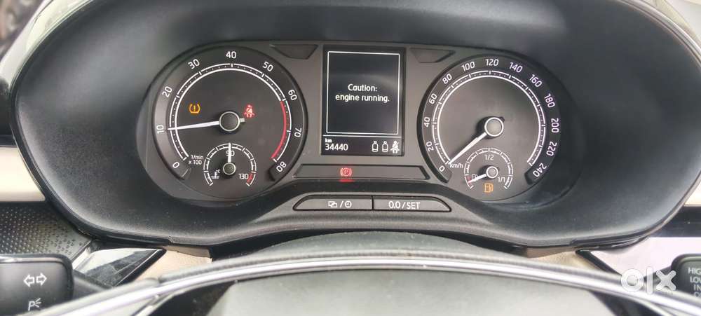 Skoda Slavia Active 1.0l Tsi Mt, 2023, Petrol
