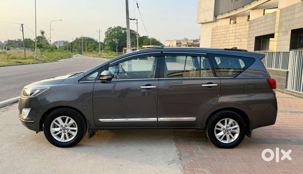 Toyota Innova Crysta 2.8 Gx At 7 Str, 2019, Diesel