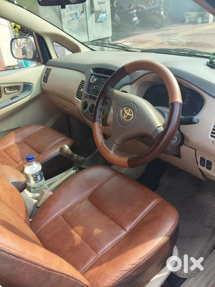 Toyota Innova 2007 Diesel 360000 Km Driven