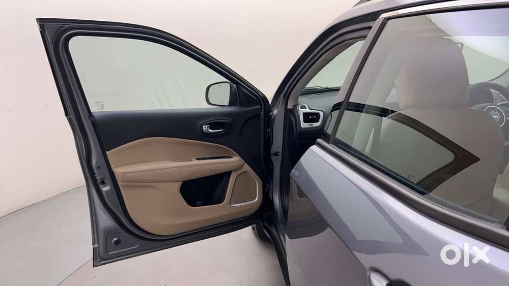 Jeep Compass 1.4 Longitude (o) Petrol Dct, 2019, Petrol