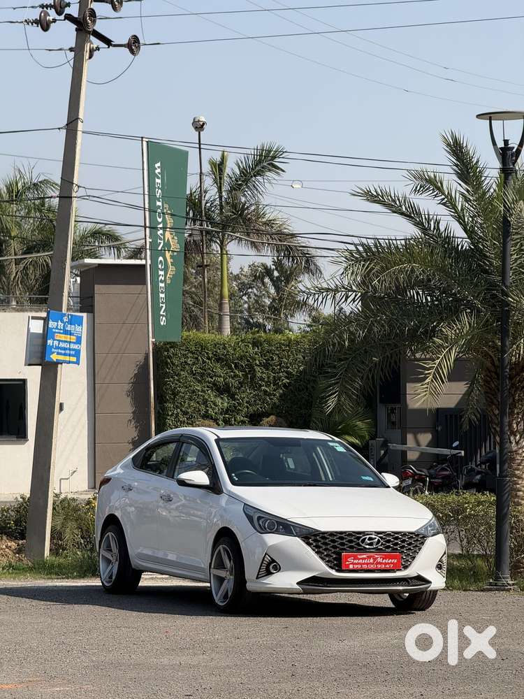 Hyundai Verna 1.5 Sx Diesel At, 2022, Diesel