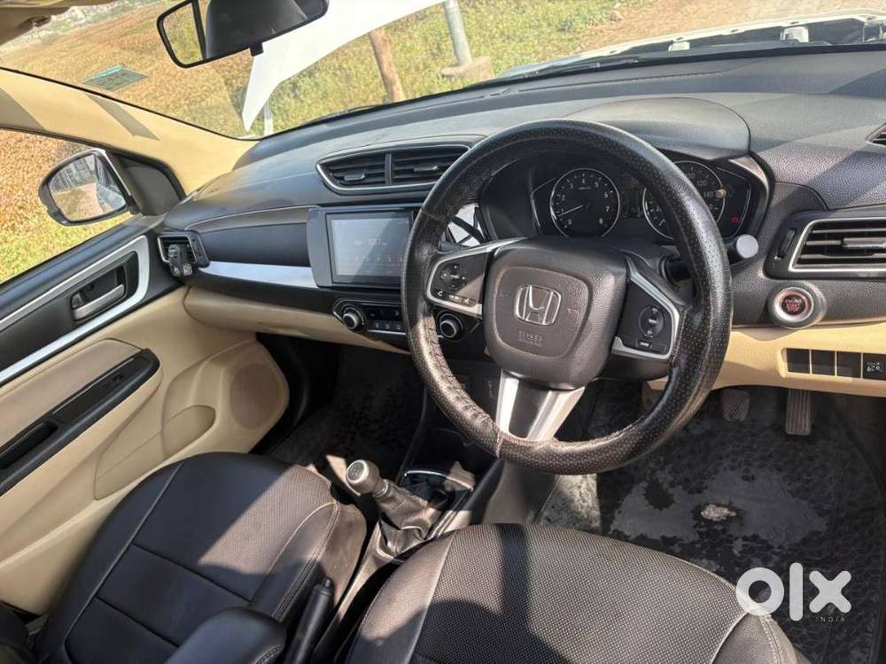 Honda Amaze 2023 Petrol 26650 Km Driven