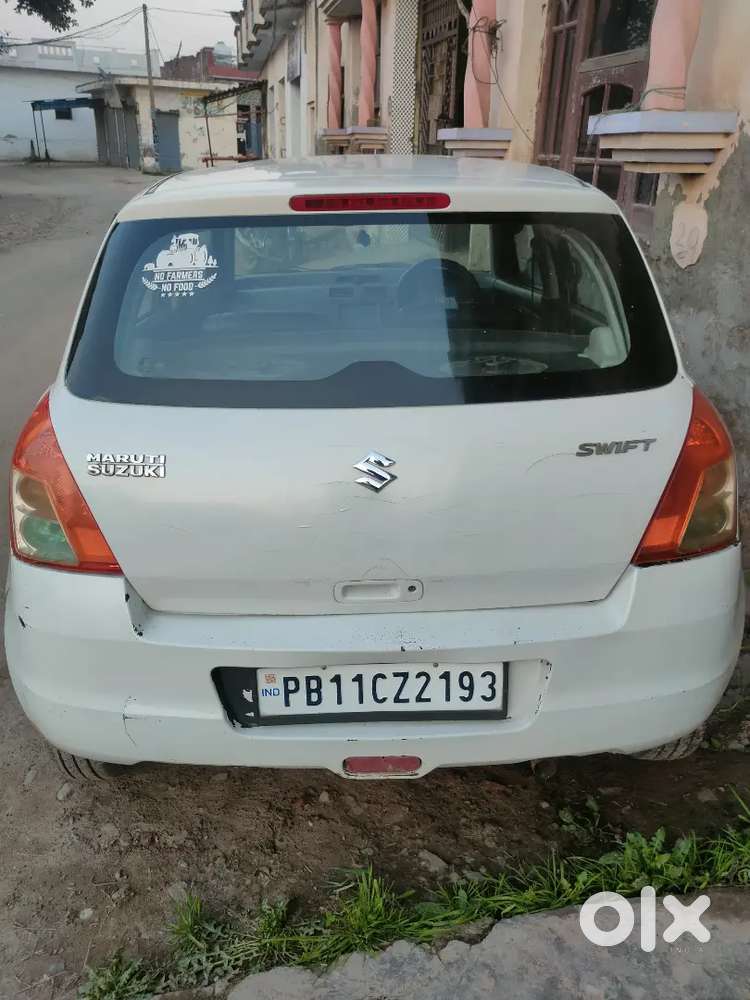 Maruti Suzuki Swift 2009 Petrol 105000 Km Driven