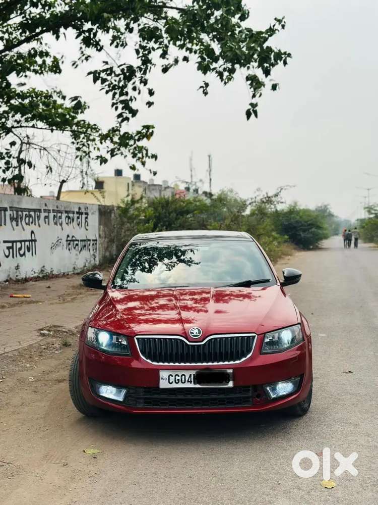 Skoda Octavia Eleganceat 2.0 Tdi Diesel Riv Red Colour