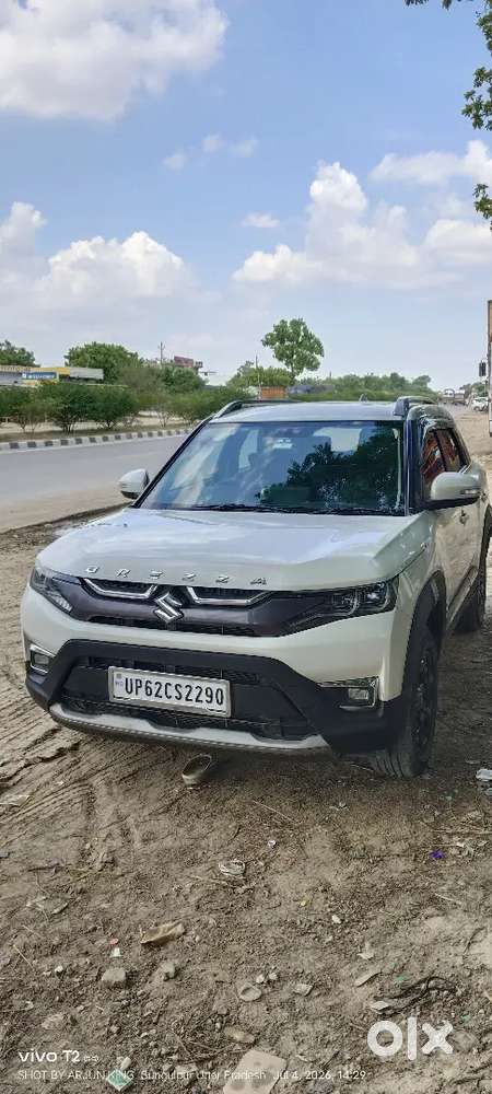 Maruti Suzuki Brezza 2023 Top Model Sunroof