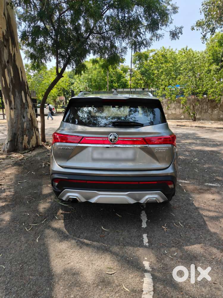Used Car For Sale, Mg Hector, Internet Inside, Silver Suv, Black Leath