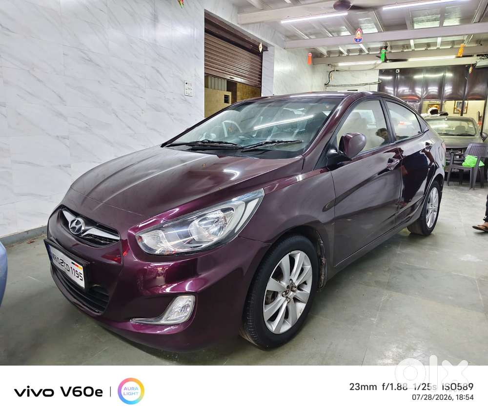Hyundai Verna Fluidic 1.6 Vtvt Sx, 2011, Petrol
