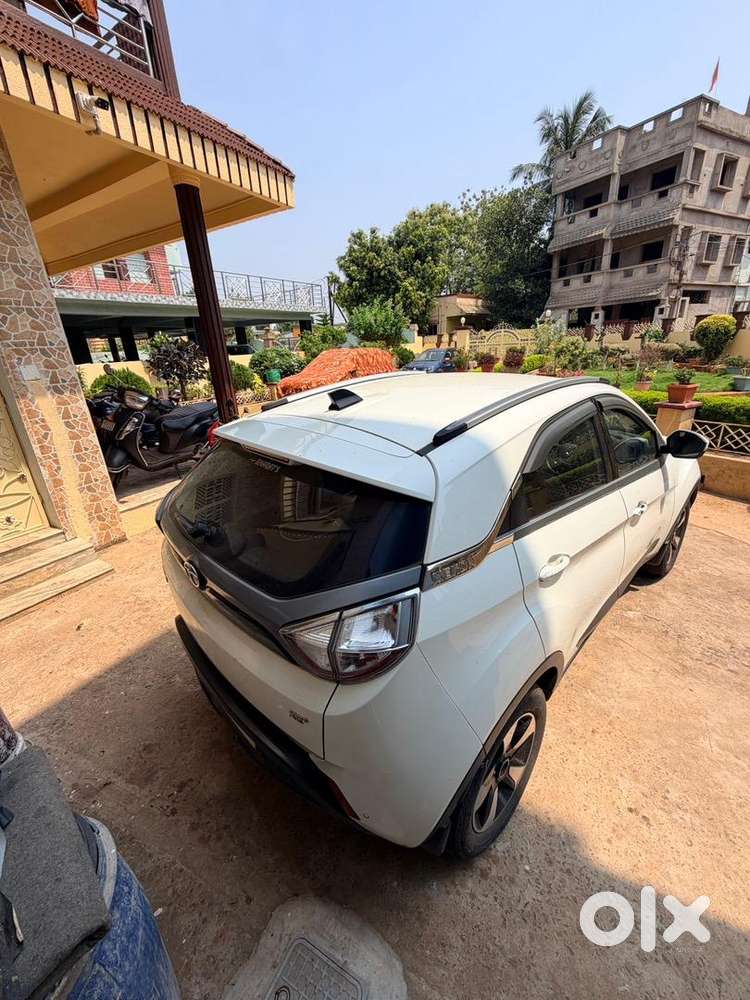 Tata Car Petrol 2018