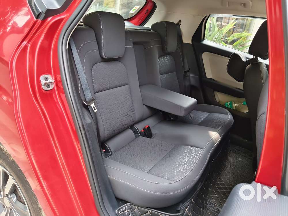 Tata Altroz 1.2 Xz Plus Rtn Dct, 2022, Petrol
