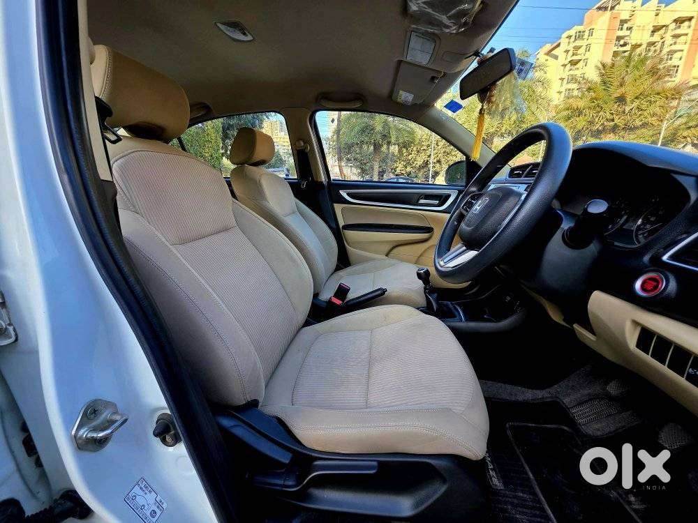 Honda Amaze Vx (o) I-vtec, 2022, Petrol