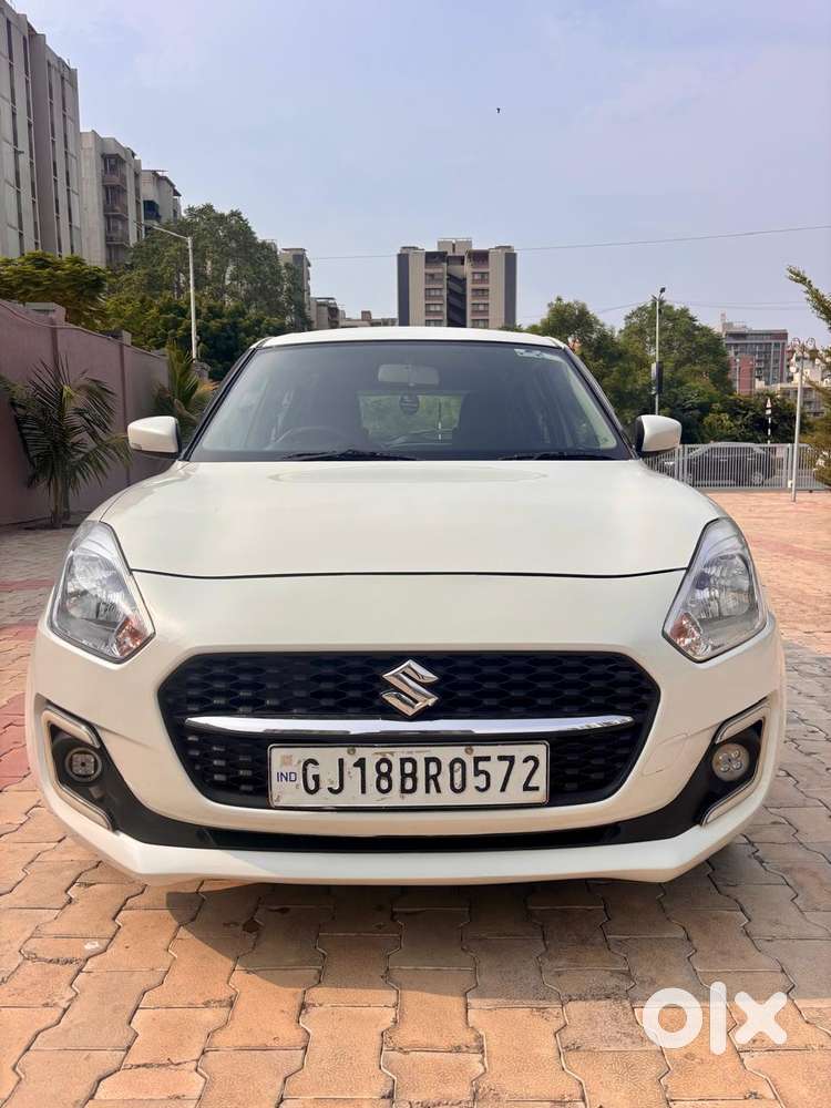 Maruti Suzuki Swift 1.3 Zxi, 2022, Petrol