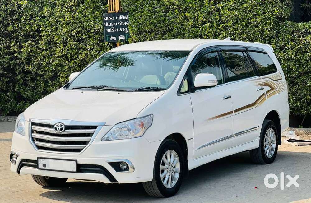 Toyota Innova 2.5 V 8 Str, 2014, Diesel