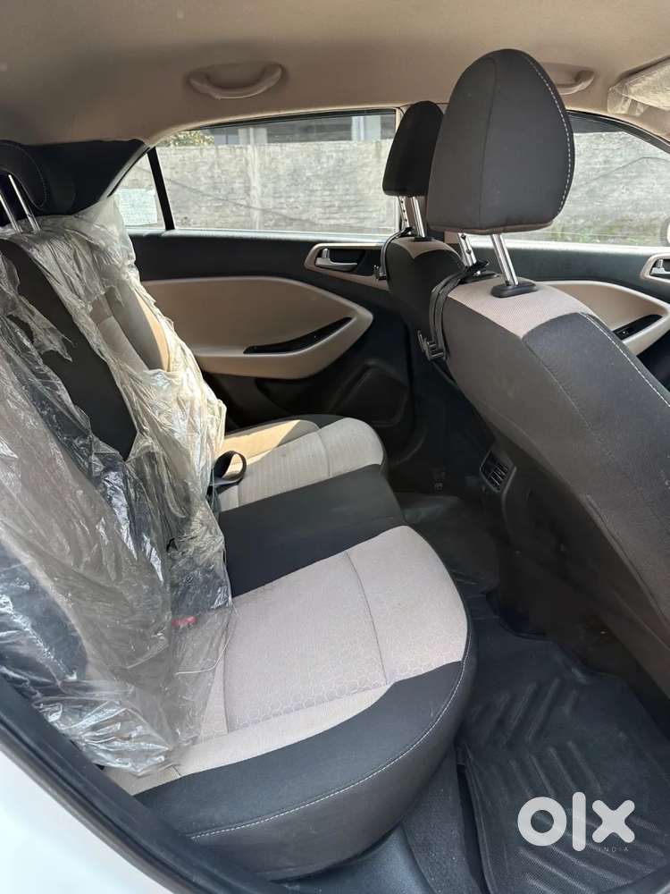 Hyundai Elite I20 Asta Option, 2016, Petrol