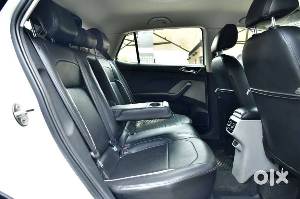 Skoda Kushaq 1.0 Tsi Ambition At, 2022, Petrol
