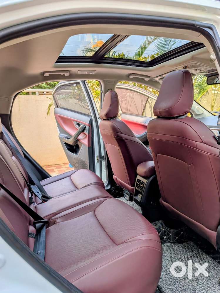 Tata Curvv Accom + A Dmt, 2024, Diesel