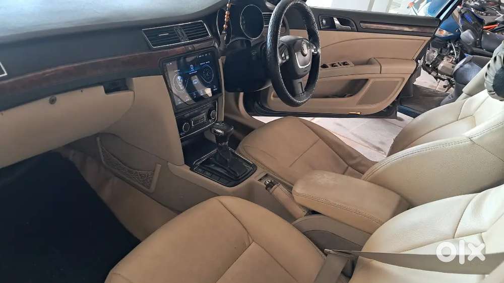 Skoda Superb High End Automatic & Sunroof In Excellent Condition