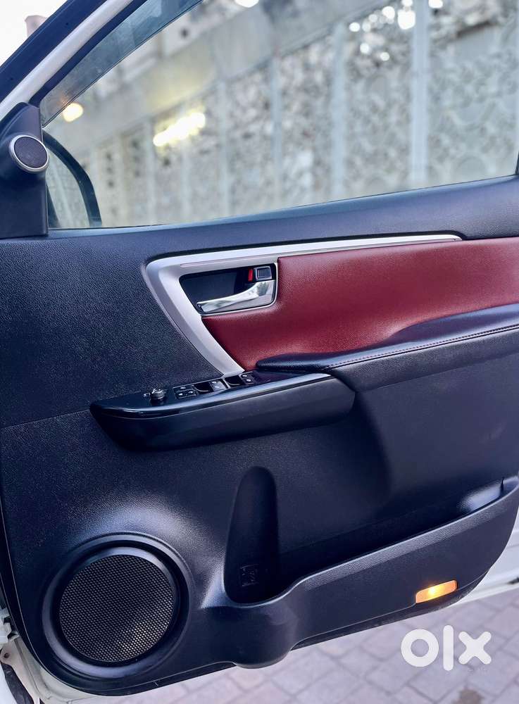 Toyota Fortuner Legender 4x2 At 2.8, 2022, Diesel