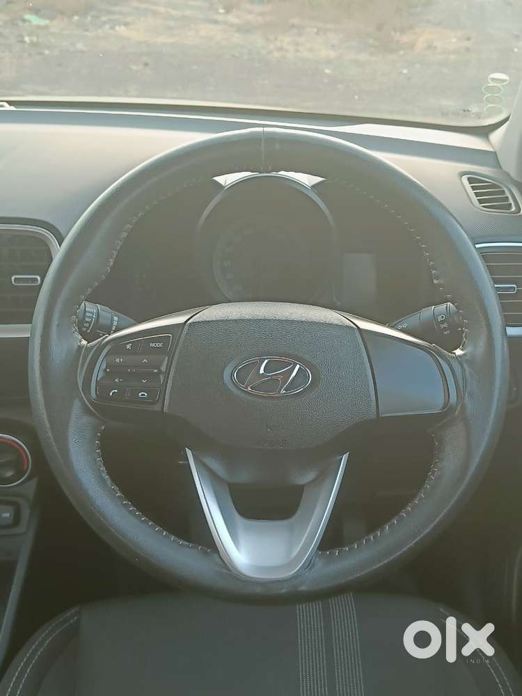 Hyundai Venue S Plus Mt 1.2 Kappa, 2022, Petrol
