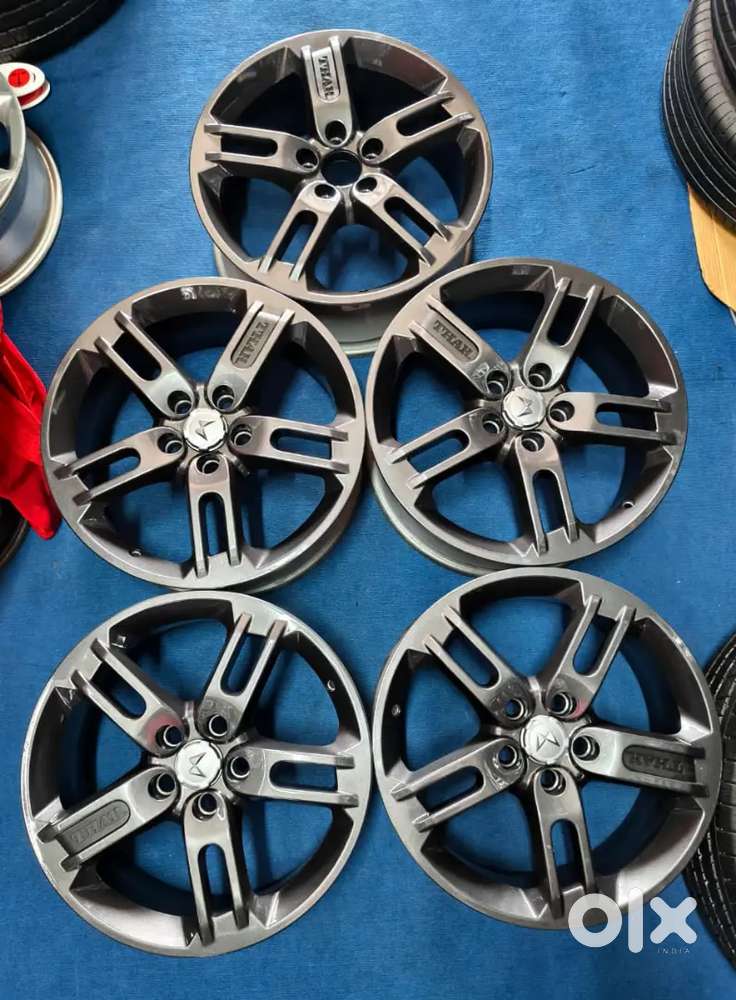 Mahindra Thar 18 inch Alloys - Used