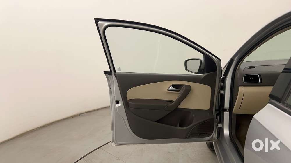Volkswagen Vento Petrol Highline, 2013, Petrol