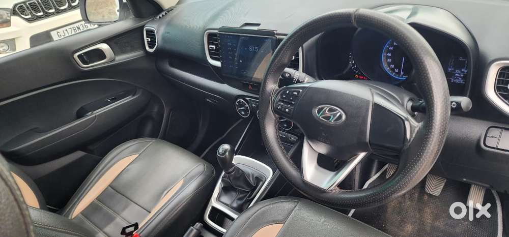 Hyundai Venue S 1.2 Petrol, 2022, Petrol