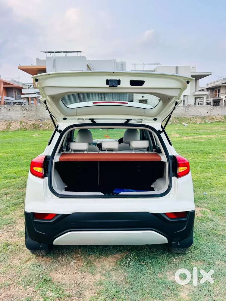 Mahindra Xuv300 W8 Option Diesel, 2023, Diesel