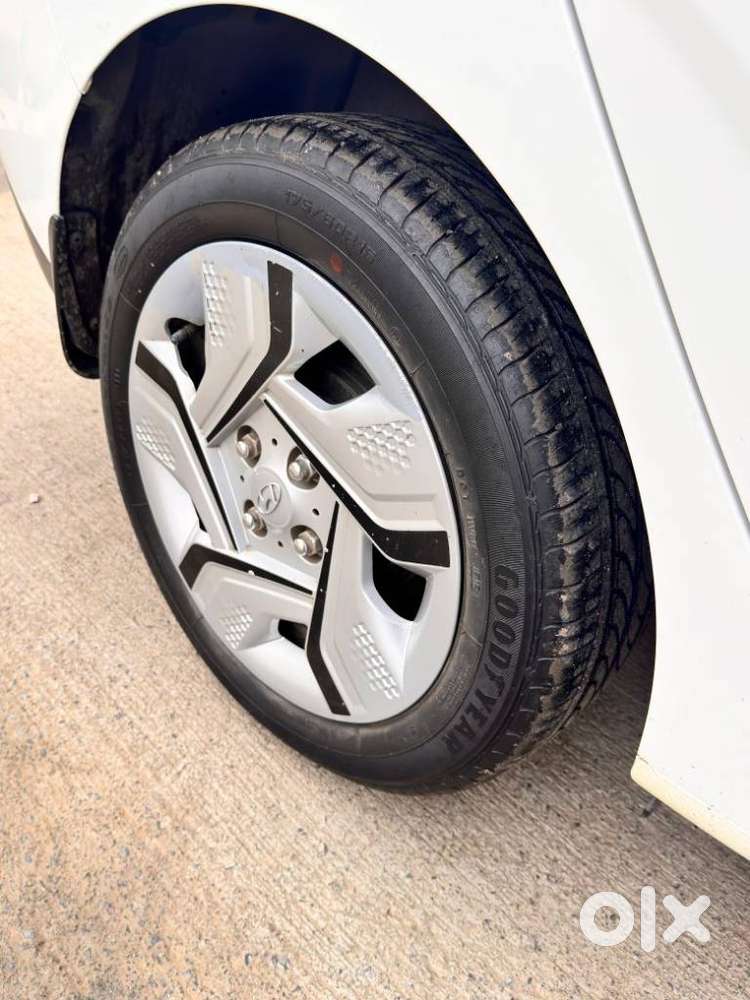Hyundai Aura 1.2 S Petrol Amt, 2021, Petrol