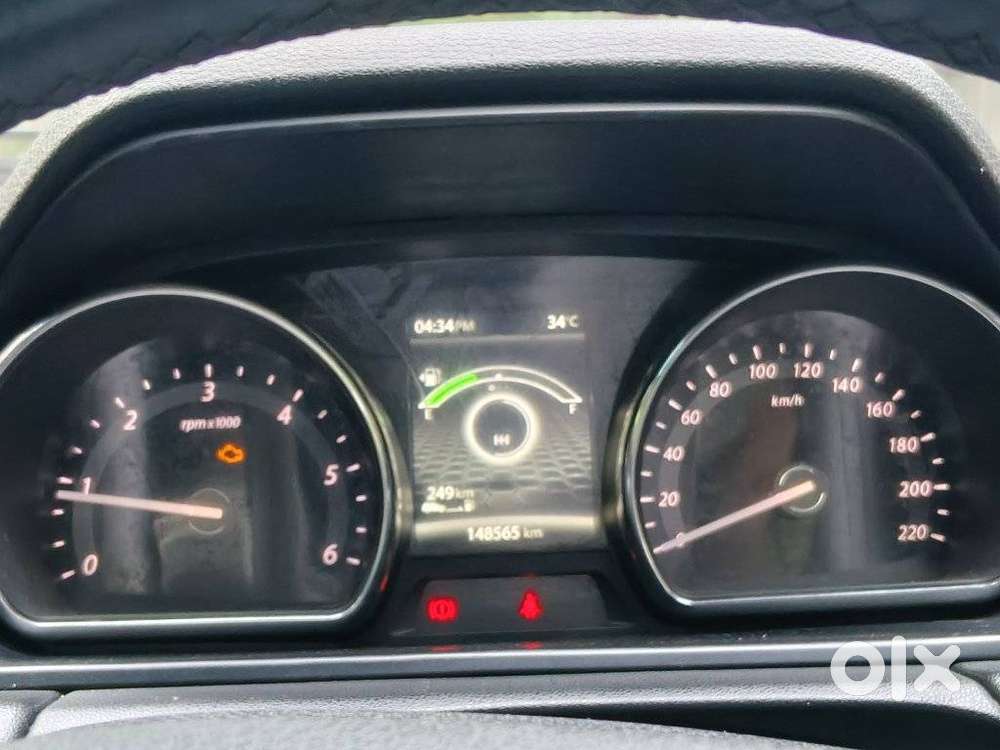 Tata Hexa 2.2 Xe 4x2 7 Str, 2017, Diesel