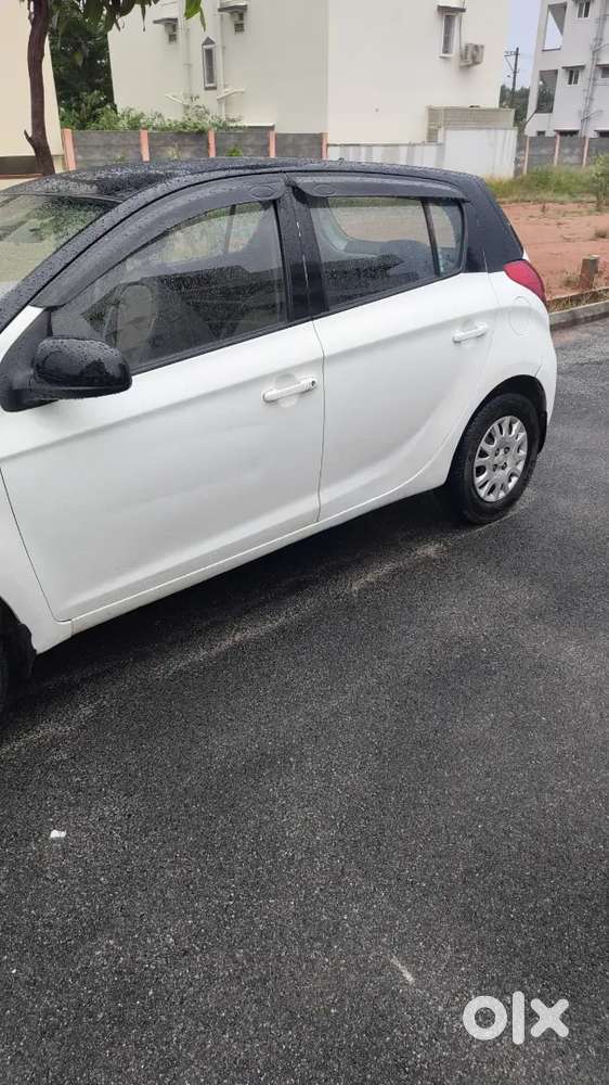 Hyundai i20 Spotz 2012 Petrol Manual