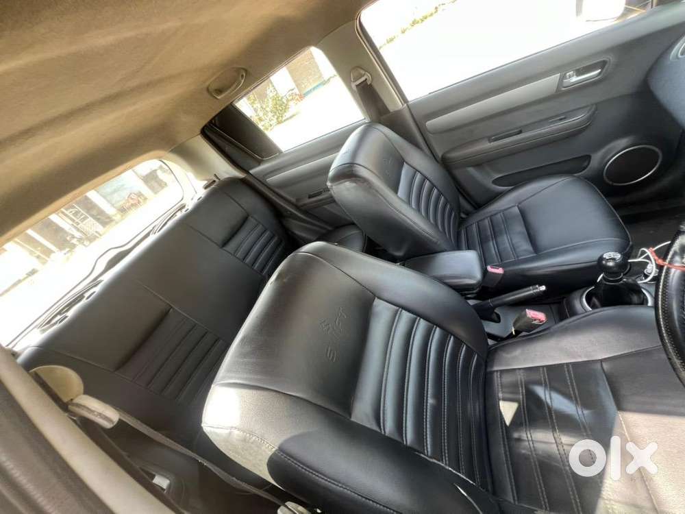 Maruti Suzuki Swift 2006 Petrol 142000 Km Driven