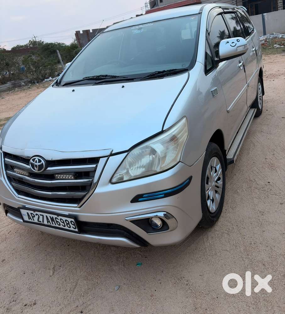 Toyota Innova Diesel 2012