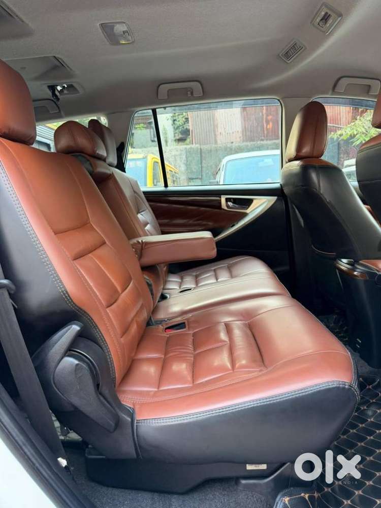 Toyota Innova Crysta [2020-ongoing] 2.4 Gx 7 Str, 2021, Diesel