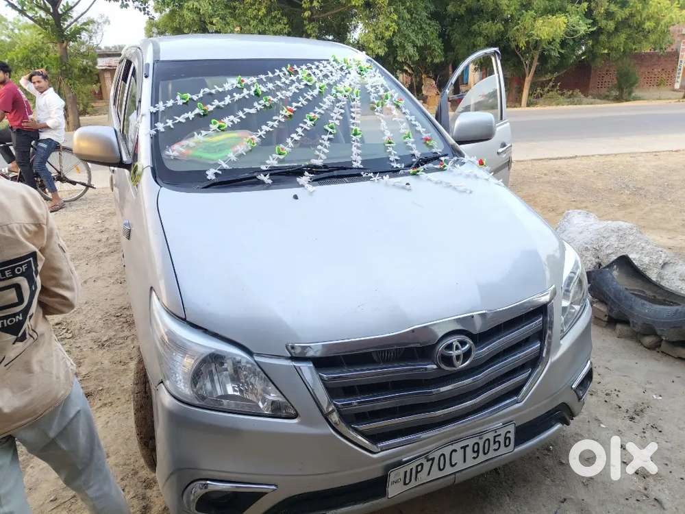 Toyota Innova Diesel 2012 7-seater
