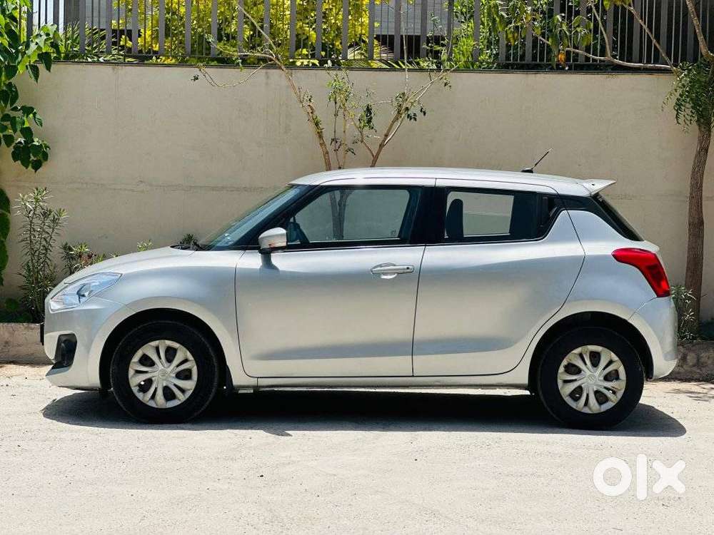 Maruti Suzuki Swift Vxi + Manual, 2018, Petrol