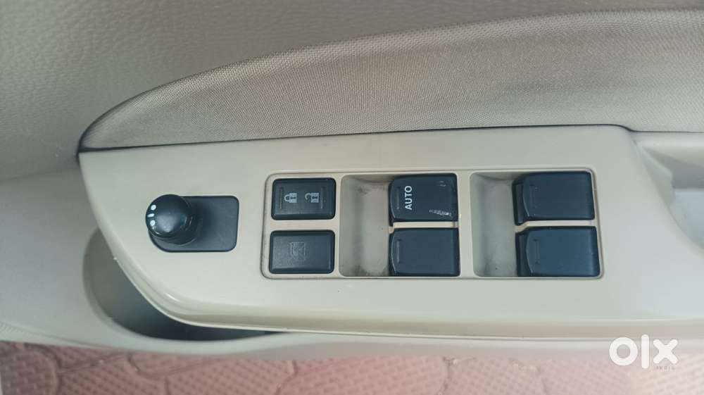 Maruti Suzuki Swift Dzire 1.3 Vxi, 2012, Petrol