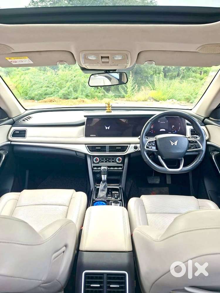Mahindra Xuv700 2022 Awd Diesel