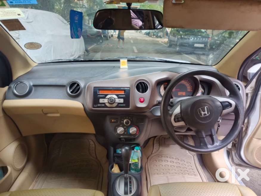 Honda Brio V Automatic, 2013, Petrol
