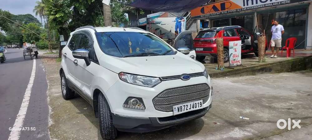 Ford Ecosport 2013 Petrol 38000 Km Driven