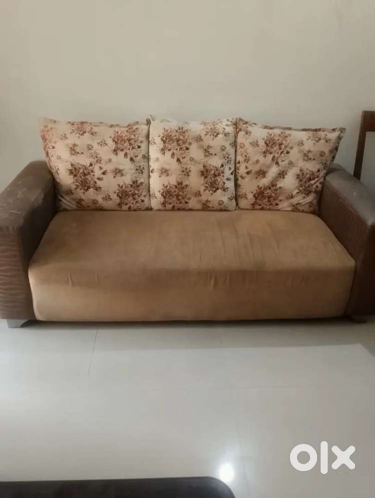 3 seater sofa