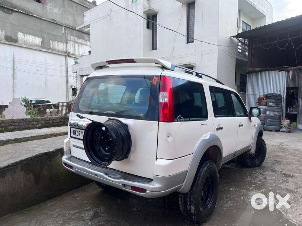 Ford Endeavour 2009 Diesel 100000 Km Driven