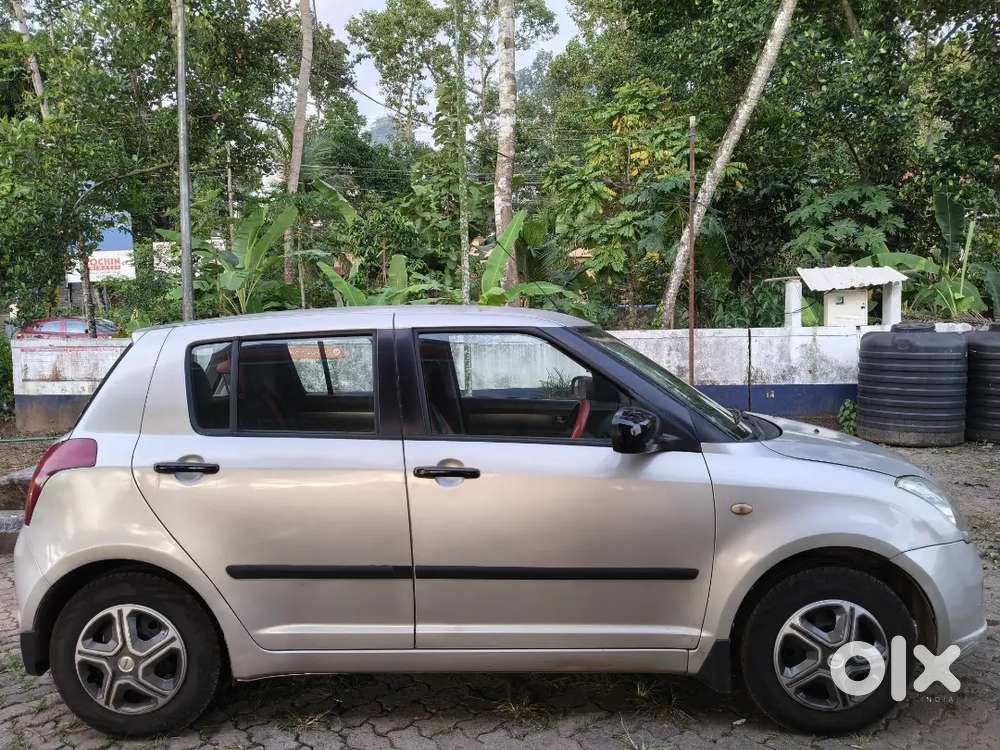 Swift 1.3 Vxi 2006 Model