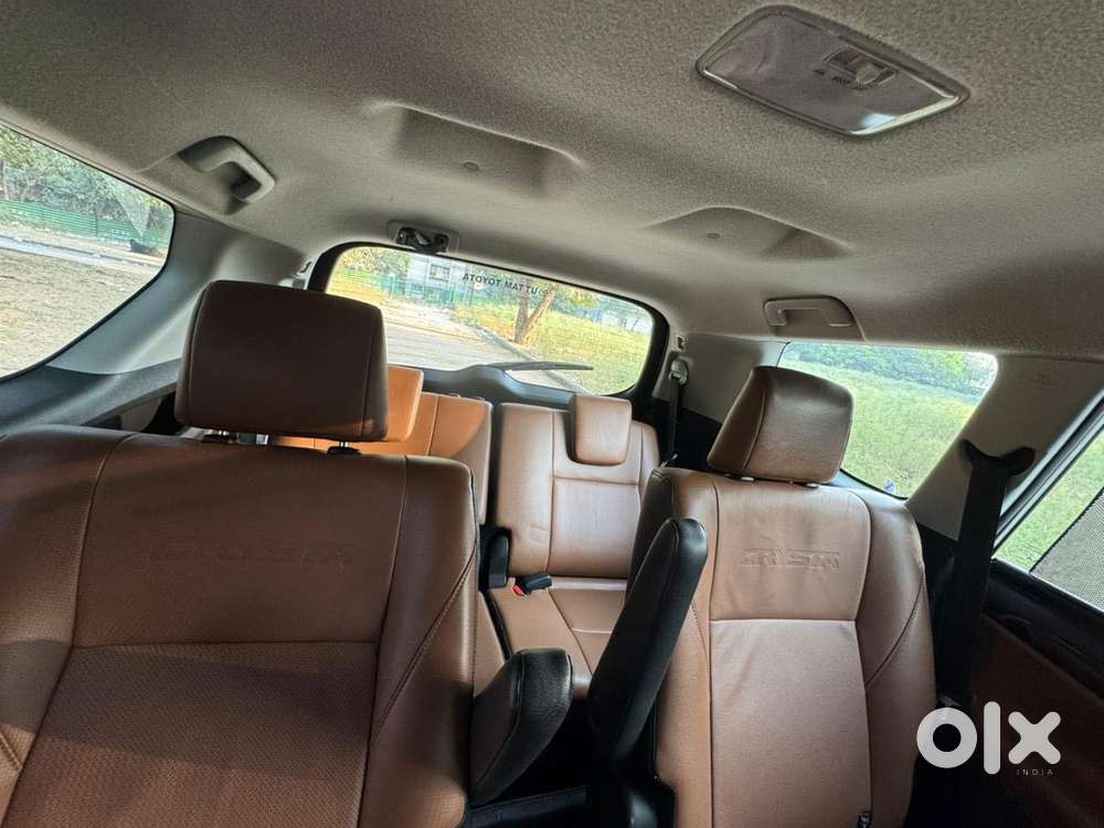 Toyota Innova Crysta