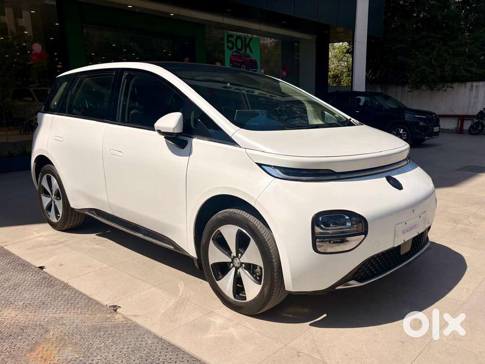 Mg Windsor Ev Essence, 2024, Electric