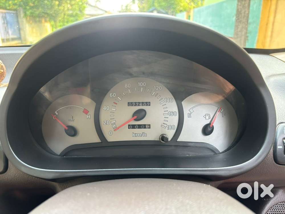 Hyundai Santro Xing With 23kmpl Mileage